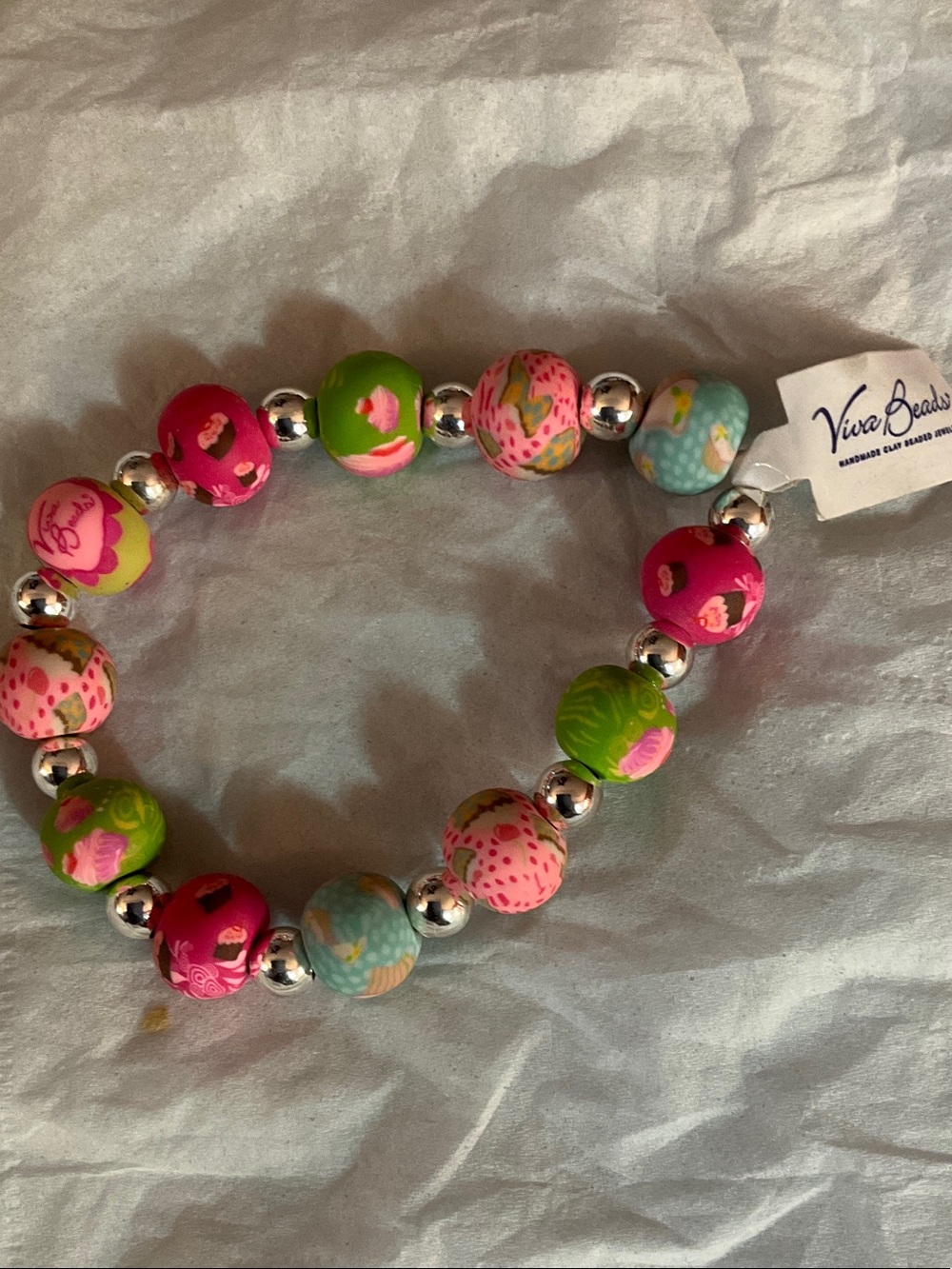VIVA BEADS Floral Bead Stretch Bracelet - Pink & Green
HAND BEADED CUPCAKE